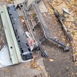 2008 Ford Focus.....parts