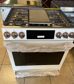 GE Cafe gas range