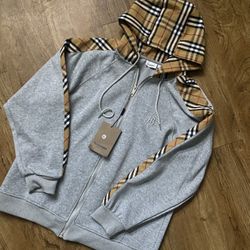 Burberry Hoodie Size XL 