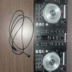 Numark Mixing Board w/Cord