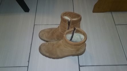 Explorer men's winter boots size 9