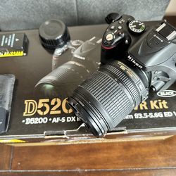 Nikon D5200 SLR Camera Mint Condition