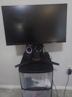 ONN adjustable computer monitor/ with speakers included