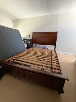 Bed Frame (Queen size)