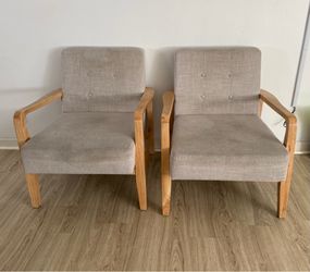 Set of accent chairs