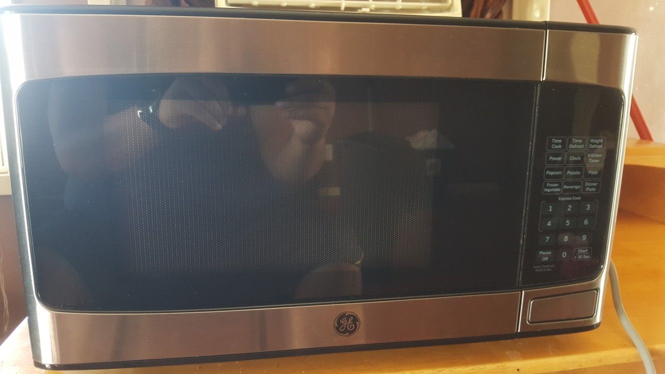 GE microwave