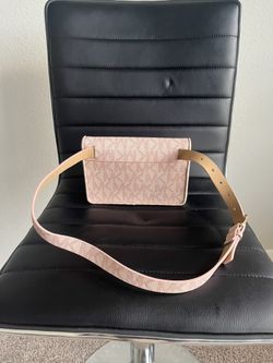 Michael kors fanny pack pink sales