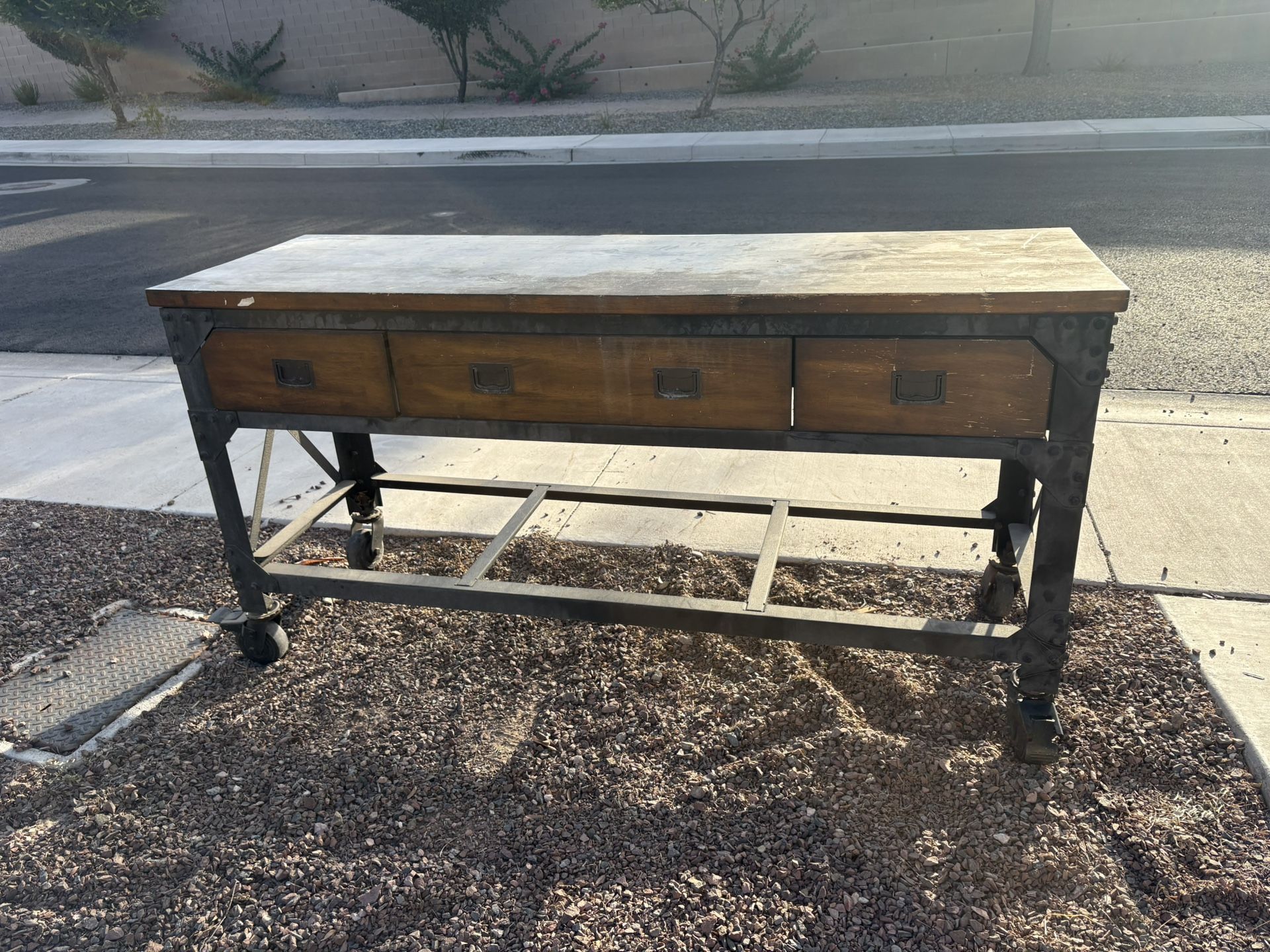 Workbench- Heavy Duty