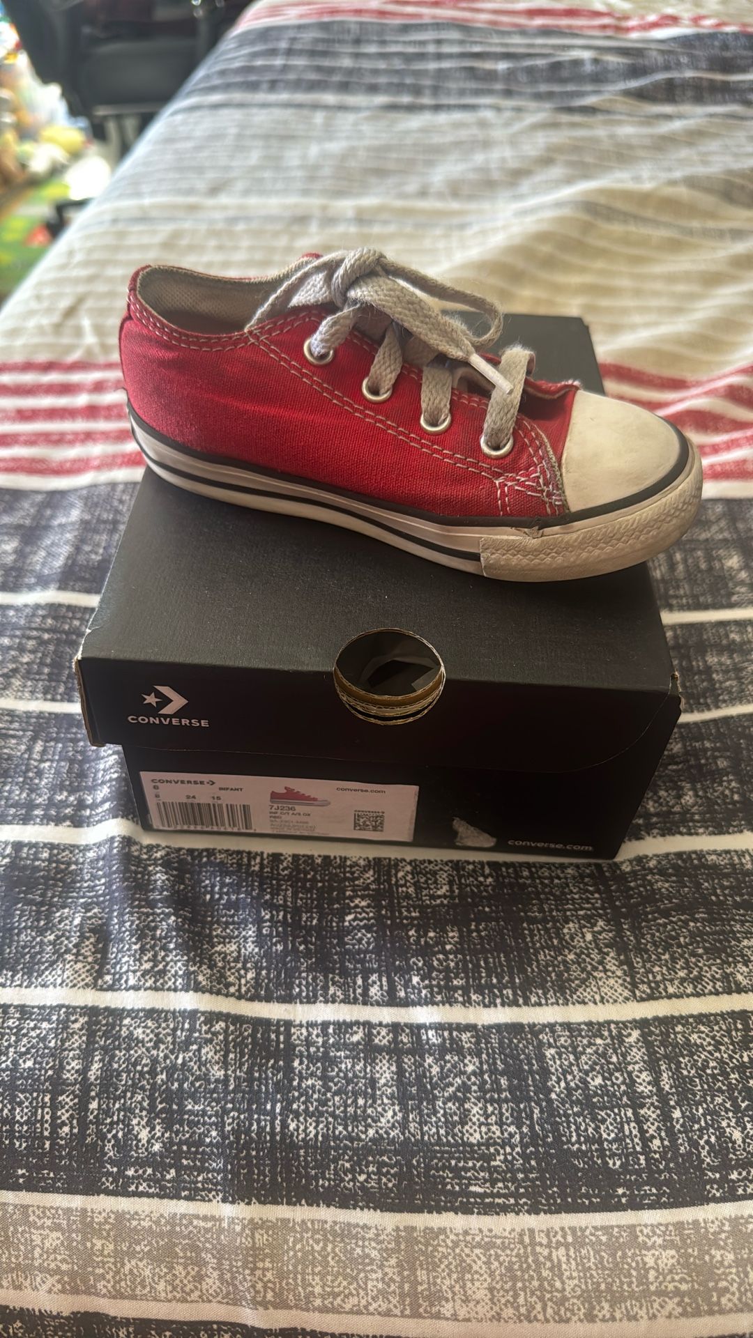 Converse Size 8 Toddler
