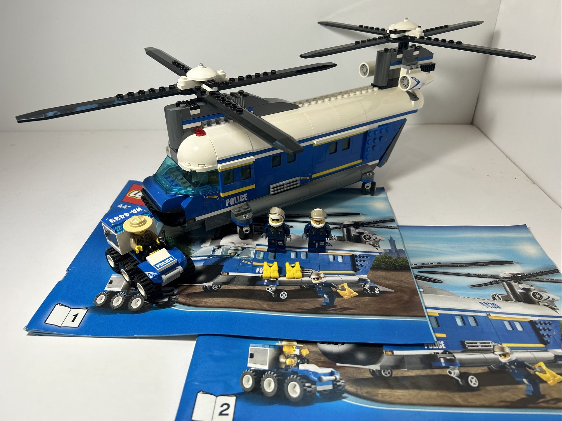 LEGO City 4439 Heavy Lift Helicopter 100% Complete with Minifigs