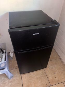 Mini fridge