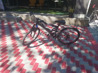 Hyper Havoc FS Black Bike