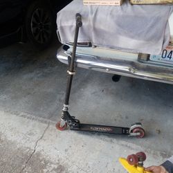 Oxygen Scooter Folds Up , Adjustable Handlebar Height 