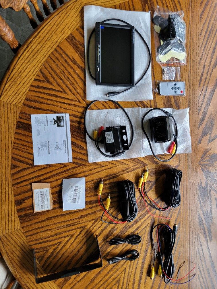 Car Rear View Moniter, 2 Cameras And Wiring $25 OBO