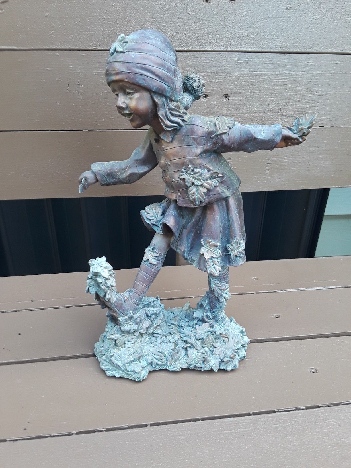 Small girl garden statue