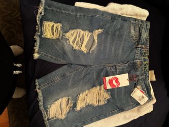 Bermuda shorts size 13