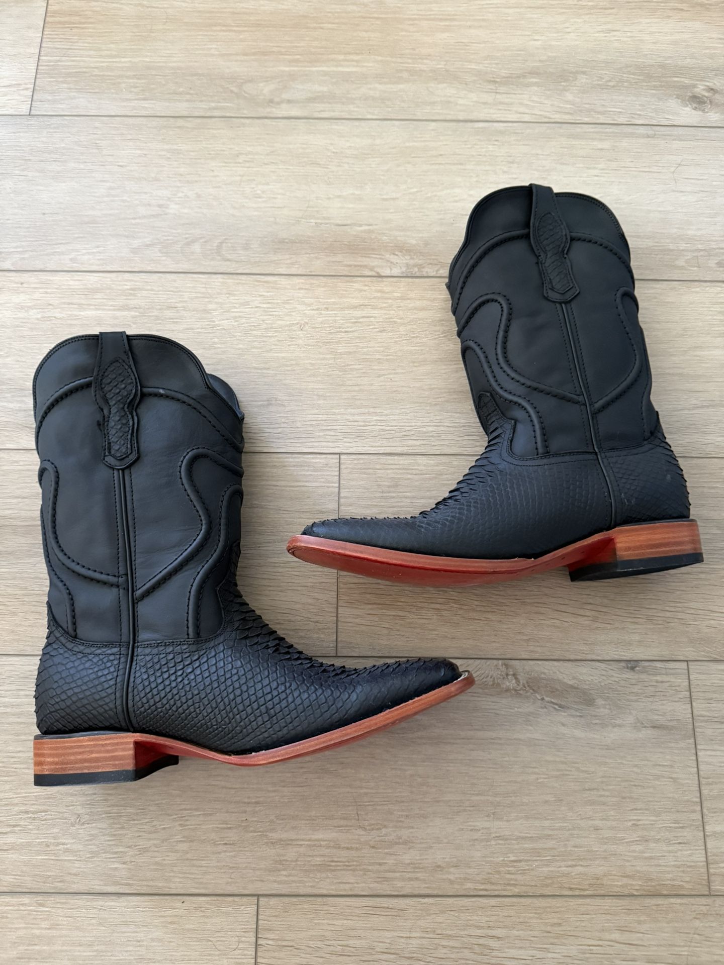 Black Cowboy Boots 12mens