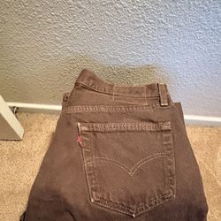 Brown levis