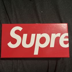 Supreme Spray Cans 