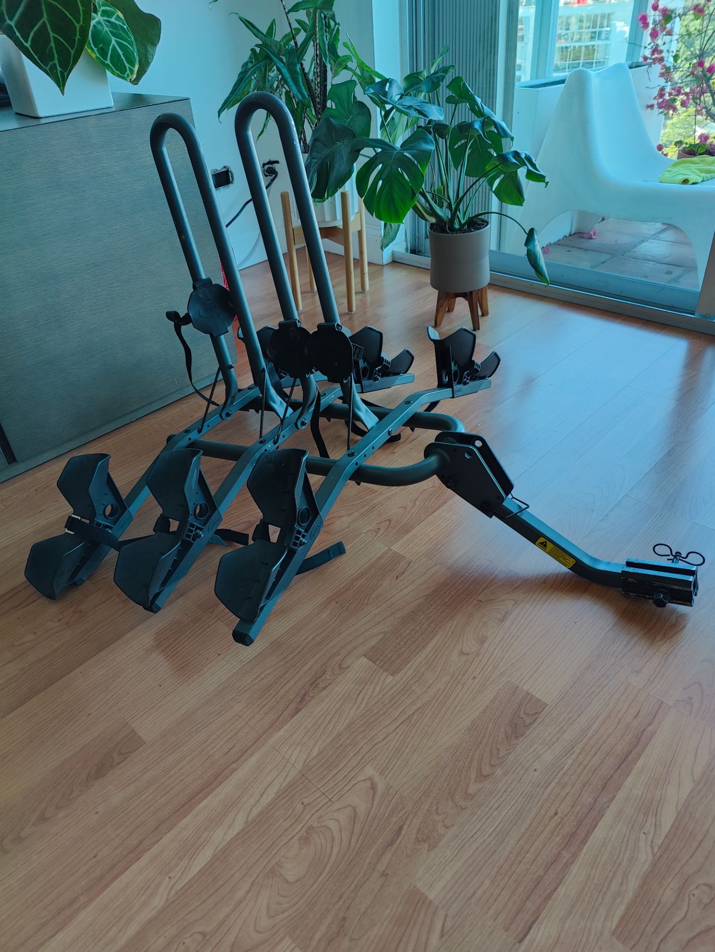 Bell Rightup 350 bike rack for Sale in Miami, FL - OfferUp