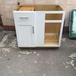 Corner Square Cabinet