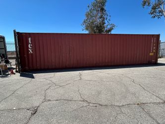 40’ shipping container