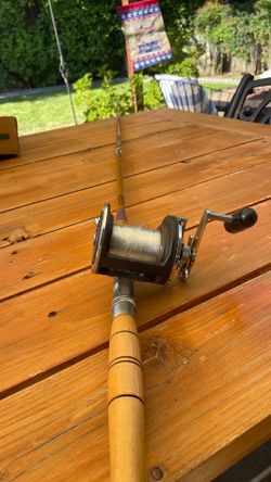 7 .5 ft Vintage Deep Sea Pole and Reel