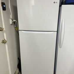 LG Household Refrigerator / Freezer LTCS20020W Used