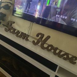 Farm House Sign