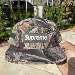 Supreme GORE - TEX Zip Pocket Camp Hat Camo