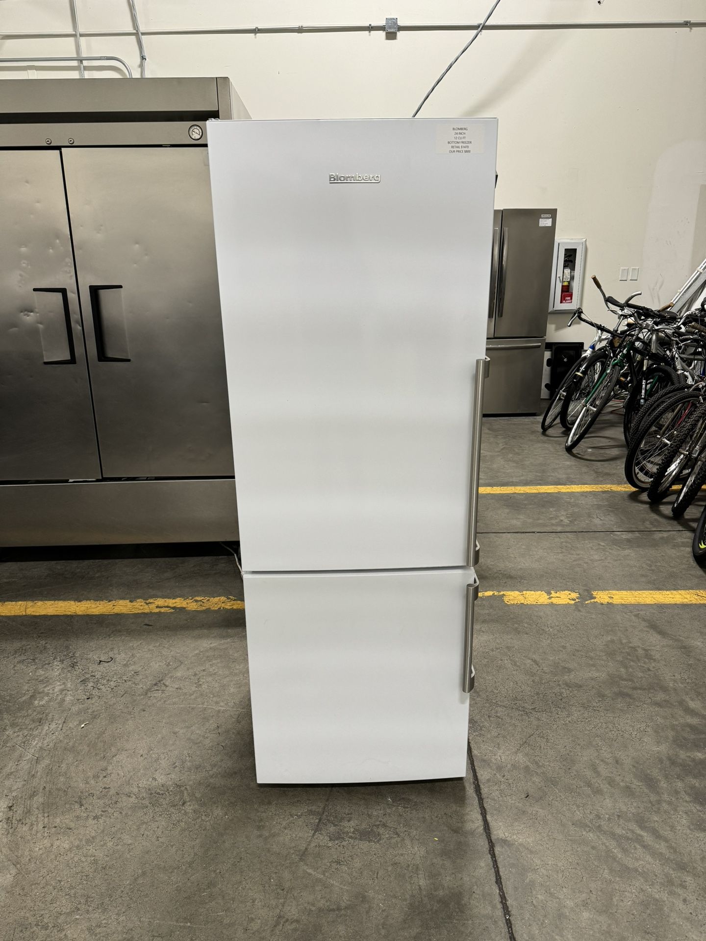 Bloomberg Refrigerator 24 X 67 Brand New One Receipt For One Years Warranty