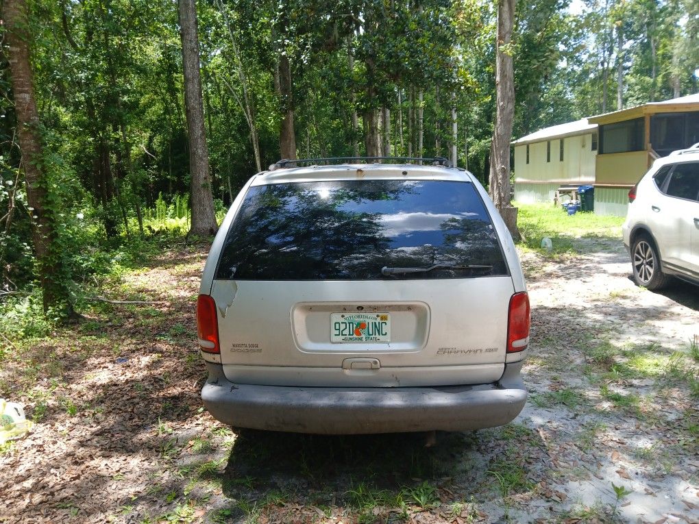 2000 Dodge Caravan