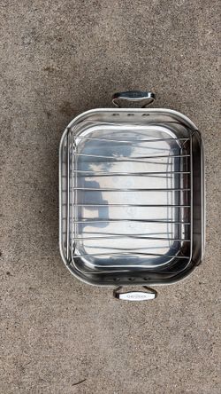 Heavy roasting pan