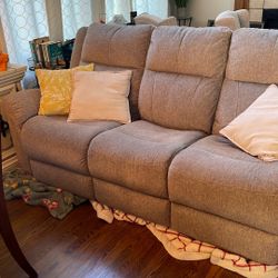 Free Recliner Couch - Needs New Cord Pick Up Today