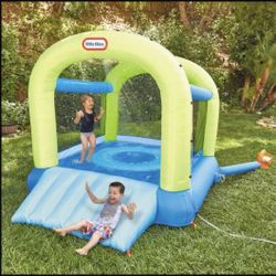 New Little Tikes Splash 'n Spray Indoor/Outdoor 2-in-1 Inflatable Bouncer