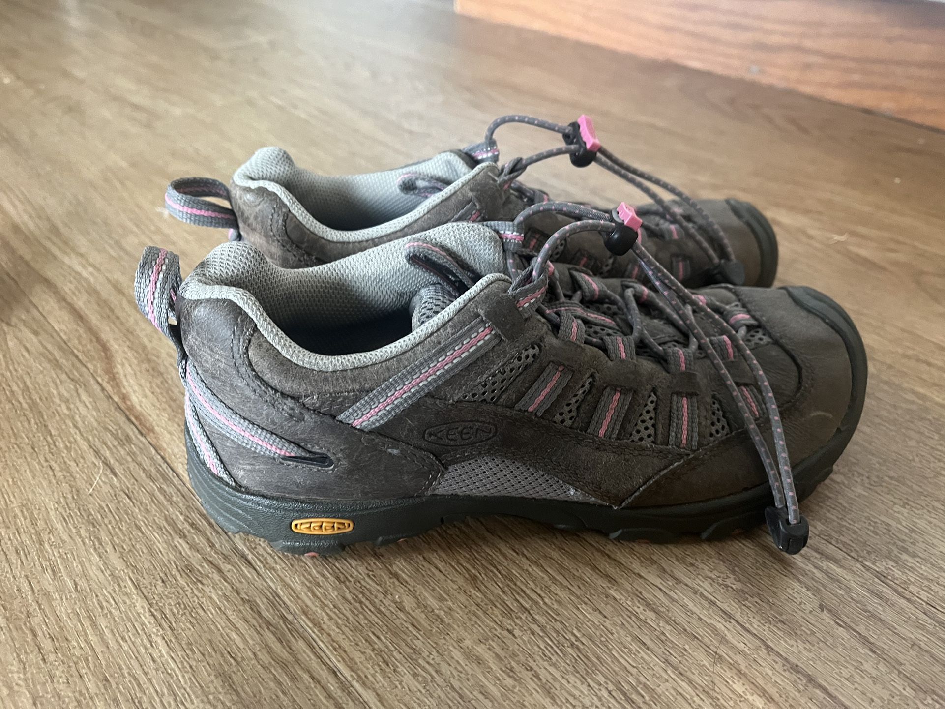 Keen’s Boots 