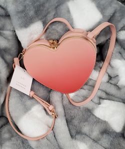 Laura Conrad heart shaped purse shoulder bag cross body