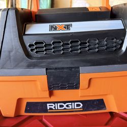 RIDGID NXT Portable Vacuum