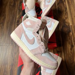 Jordan 1 Retro High ‘Washed Pink’ 