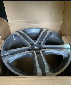 Mercedes 18” OEM Rims 18x8