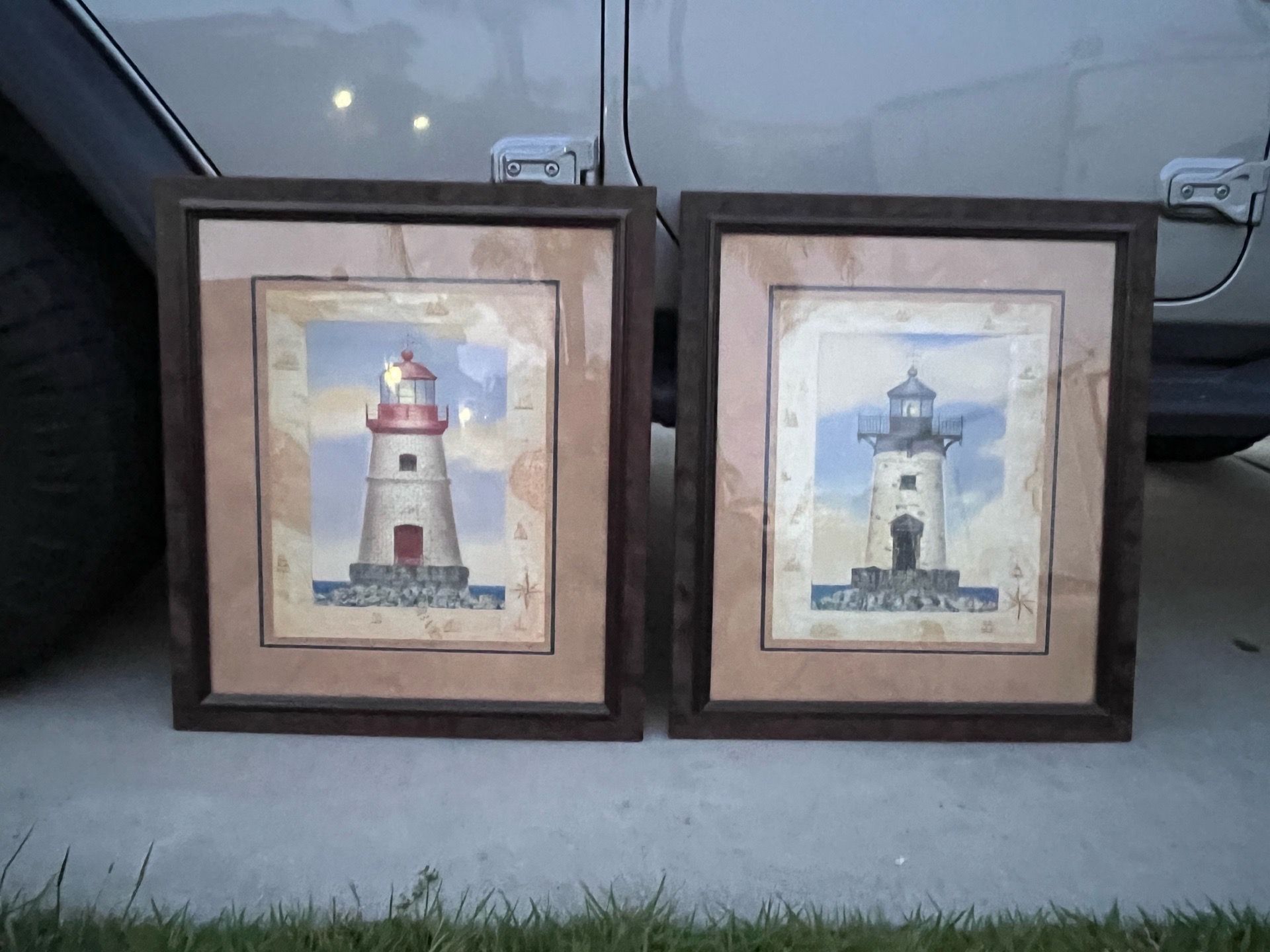 Set of framed lighthouses