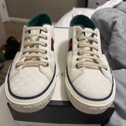 MEN'S GG GUCCI TENNIS 1977 SNEAKER