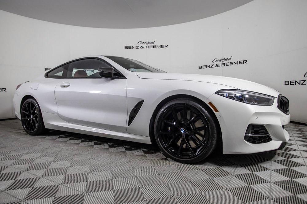 2022 BMW M850i