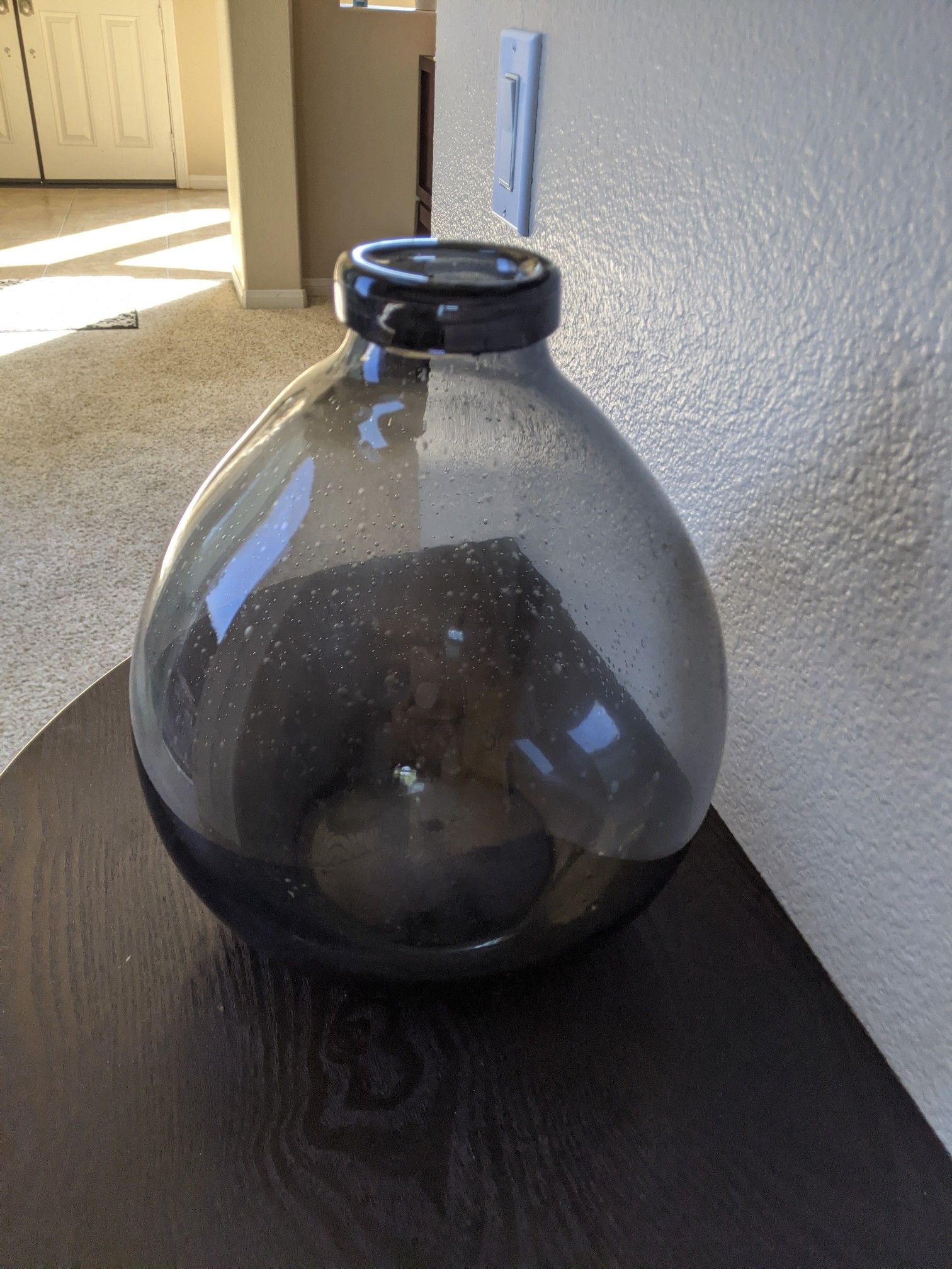 Glass vase