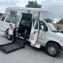 2002 Ford E-350
