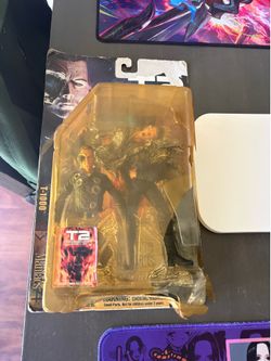 T2 Terminator 2 Judgment Day T-1000 Movie Maniacs 4 Action Figure by Mcfarlane