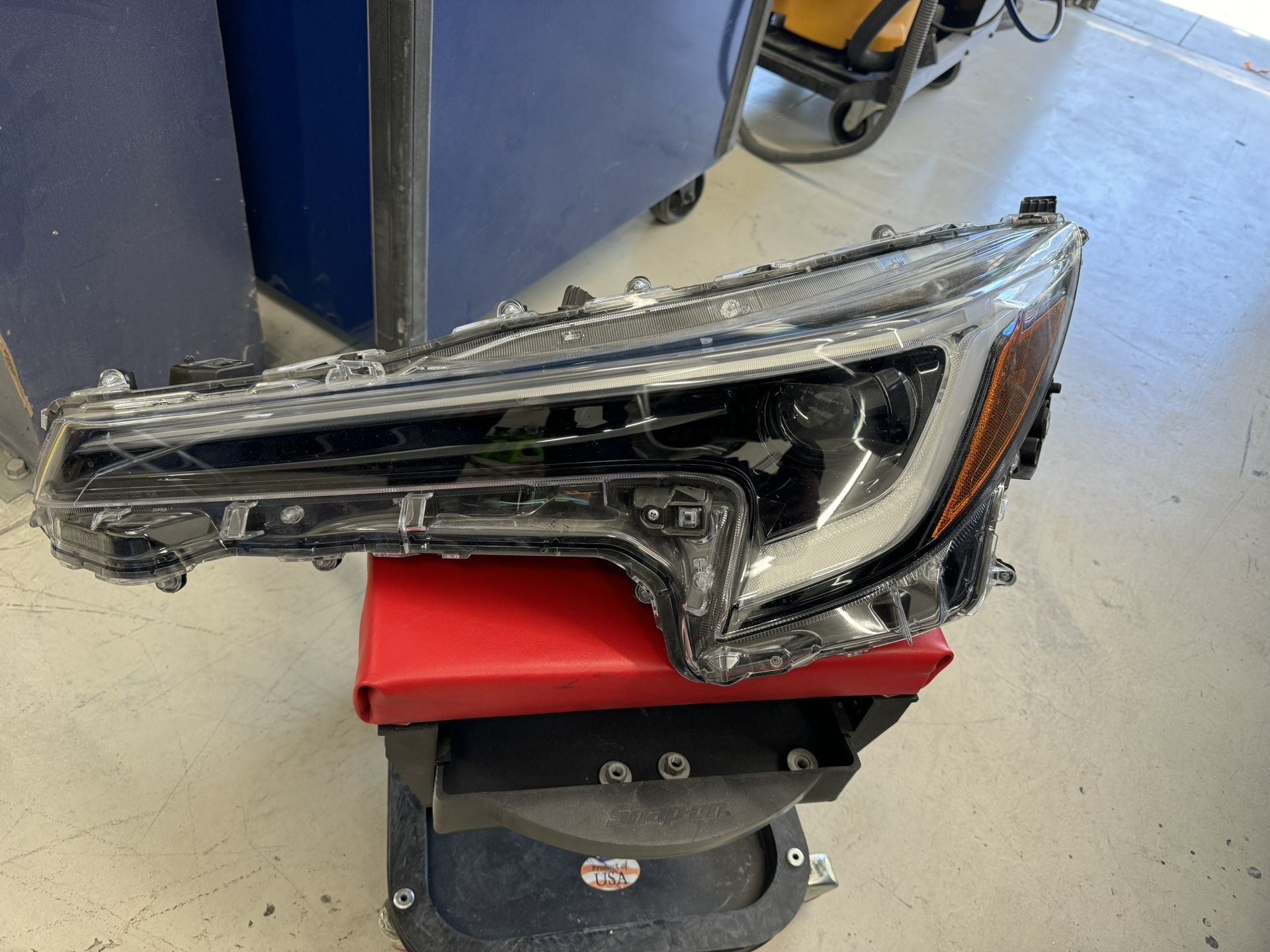 Toyota Corolla Headlight