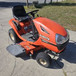 50"  Kubota T1670 Riding Tractor Mower