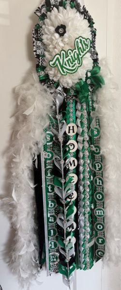 Used homecoming mum