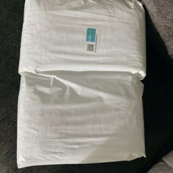 300 Pampers Size 1